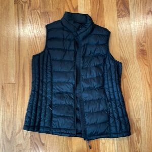 32 degrees black quilted vest